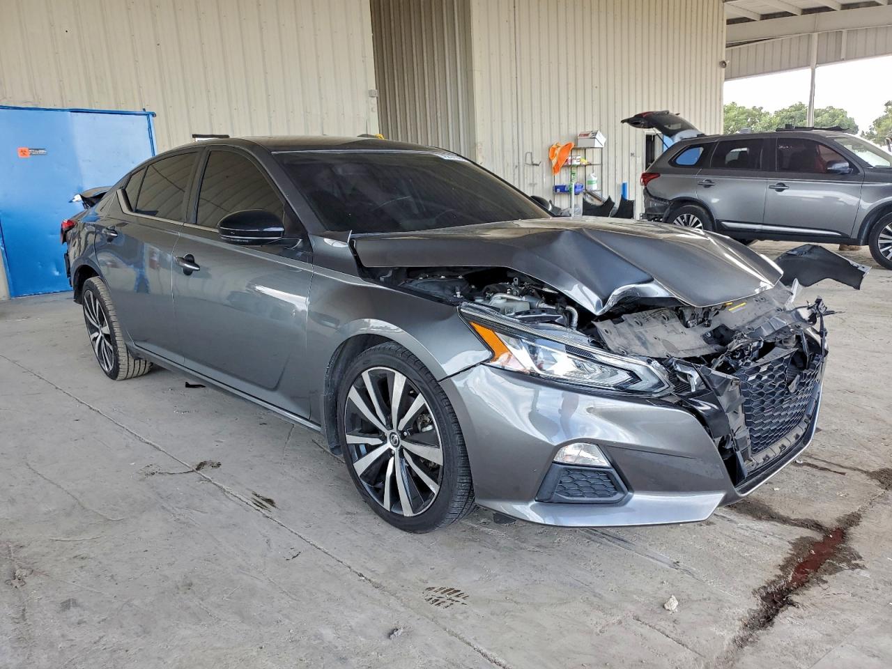 Nissan Altima Sr Image 7