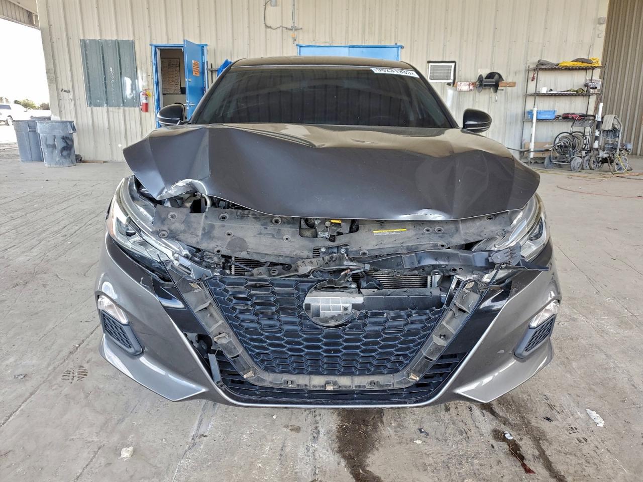 Nissan Altima Sr Image 4