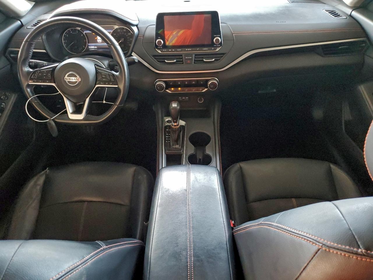 Nissan Altima Sr Image 8