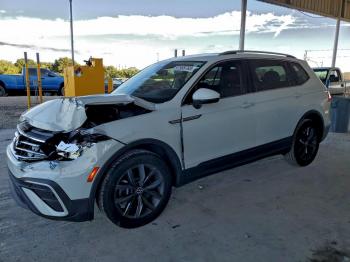  Salvage Volkswagen Tiguan