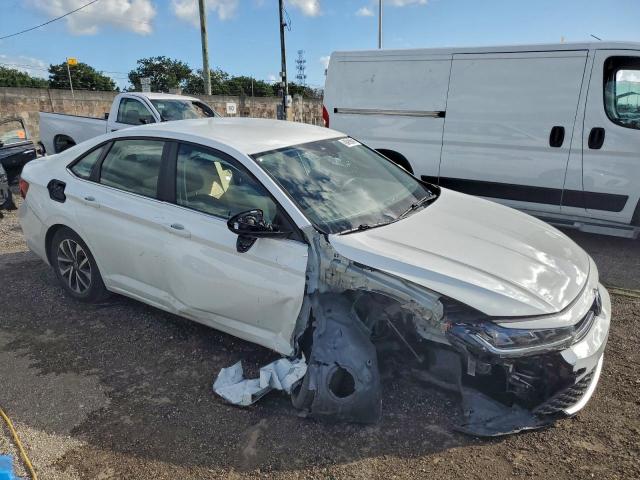 Volkswagen Jetta S Image 12