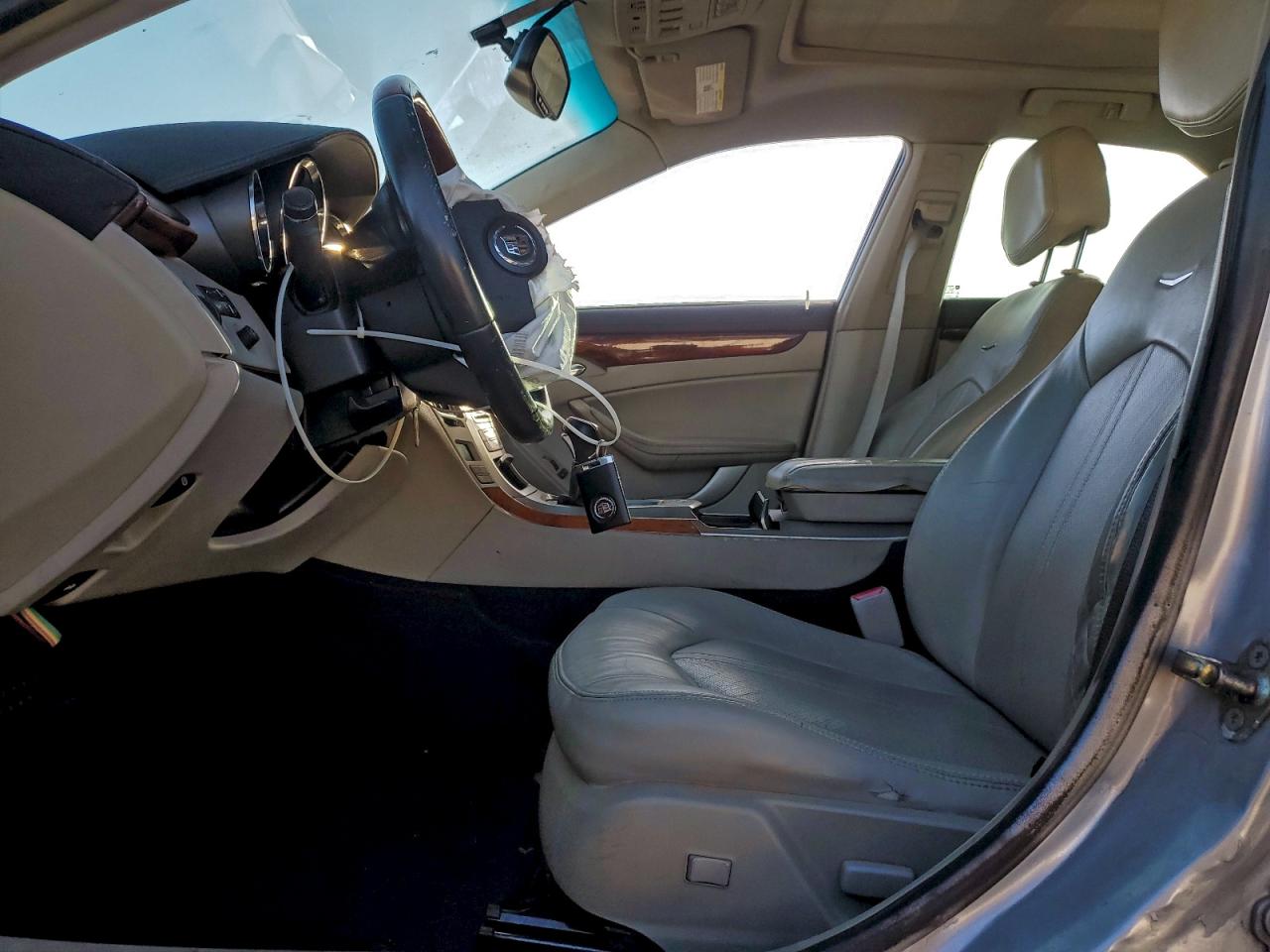 Cadillac CTS Luxury Collection Image 13