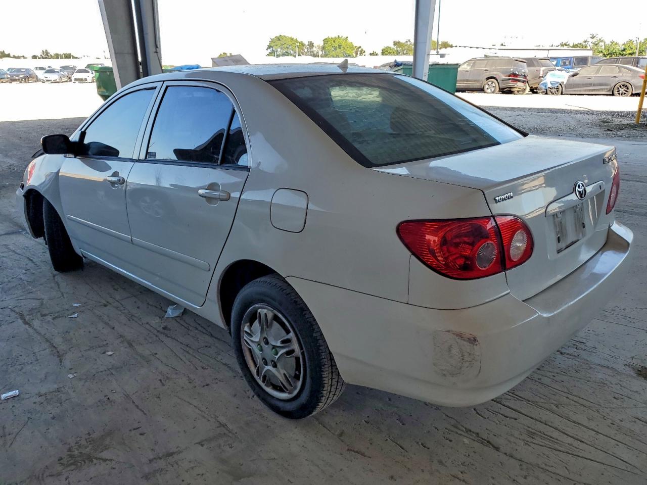 Toyota Corolla Ce Image 11