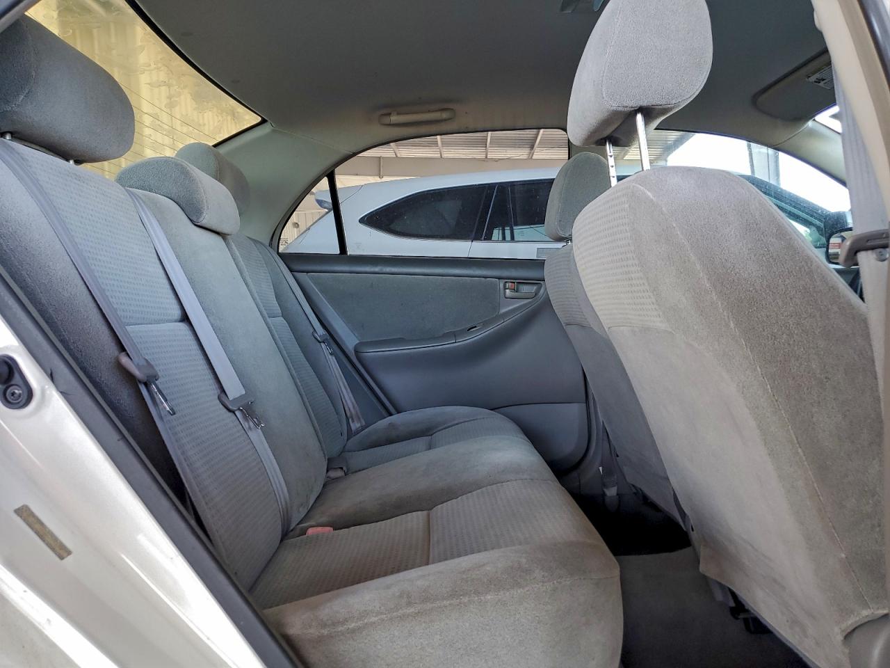 Toyota Corolla Ce Image 5