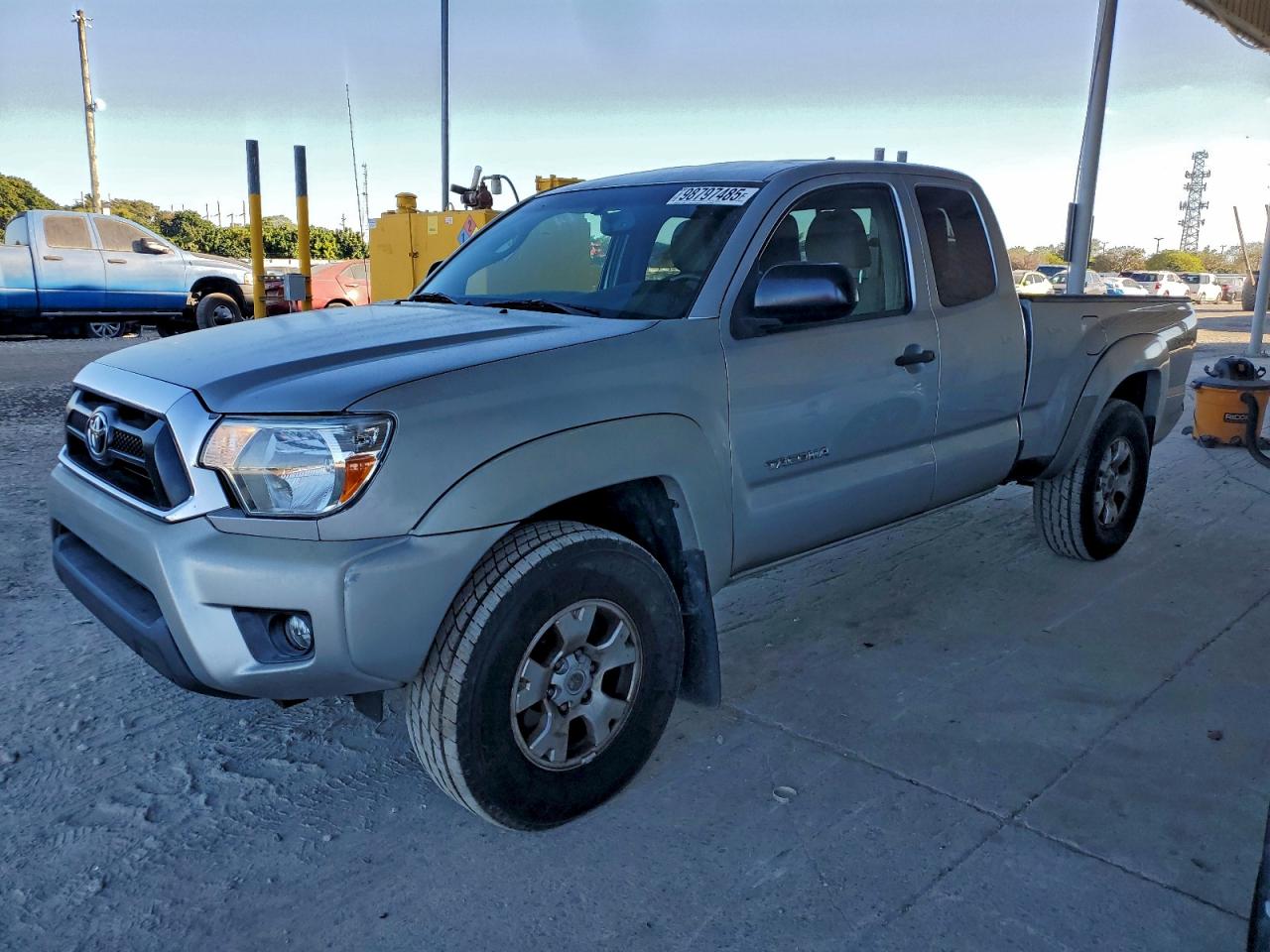 Toyota Tacoma Image 1