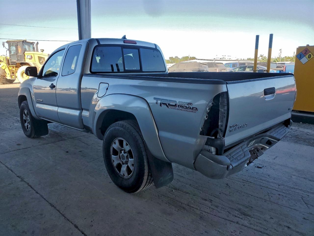 Toyota Tacoma Image 12