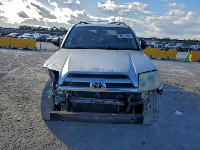 Toyota 4Runner Sr5 Image 11