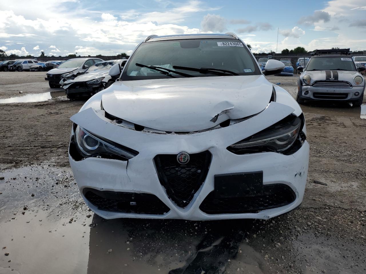 Alfa Romeo Stelvio Image 5