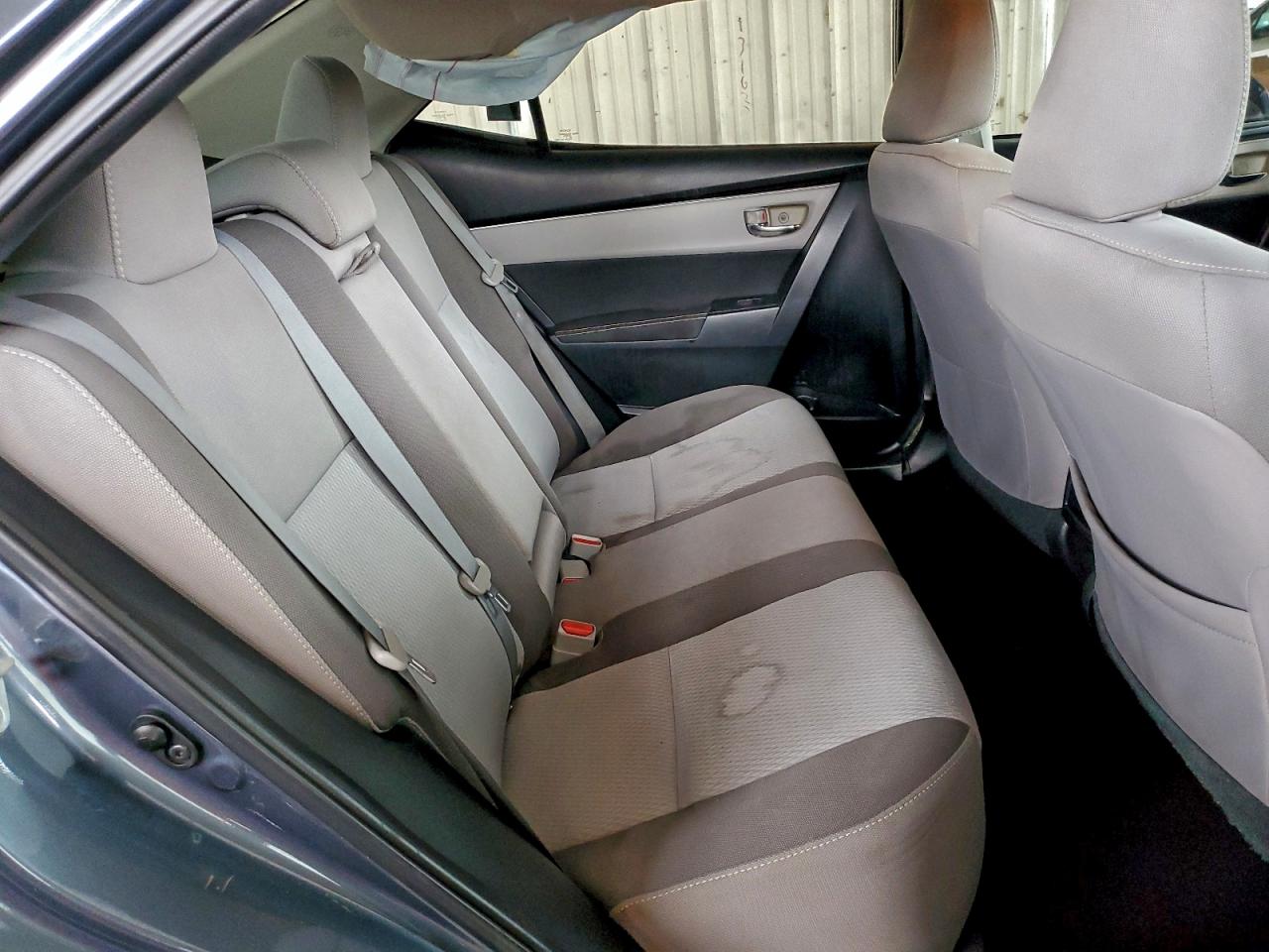 Toyota Corolla L Image 10