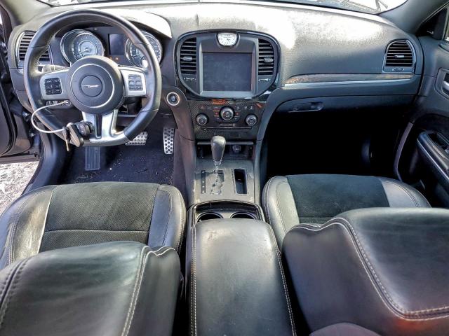 Chrysler 300 Srt-8 Image 7