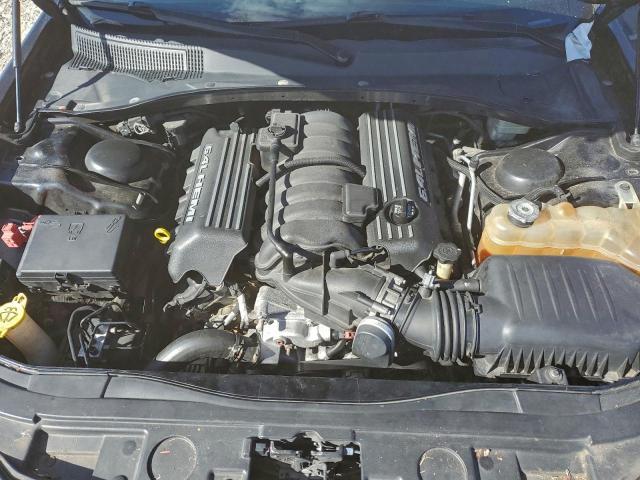 Chrysler 300 Srt-8 Image 10