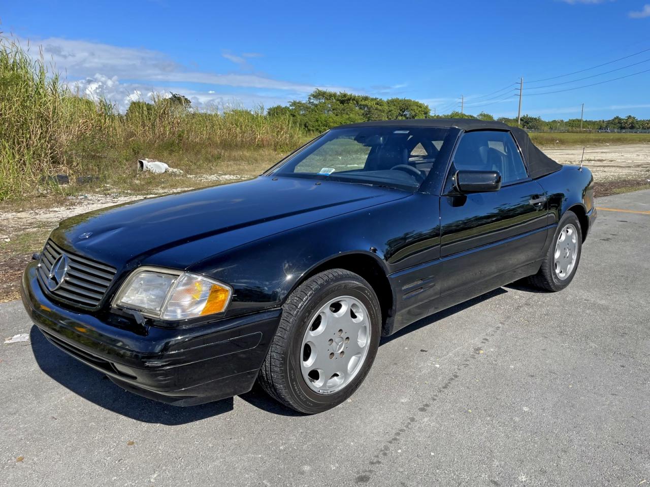 Mercedes-Benz S-Class 320 Image 14