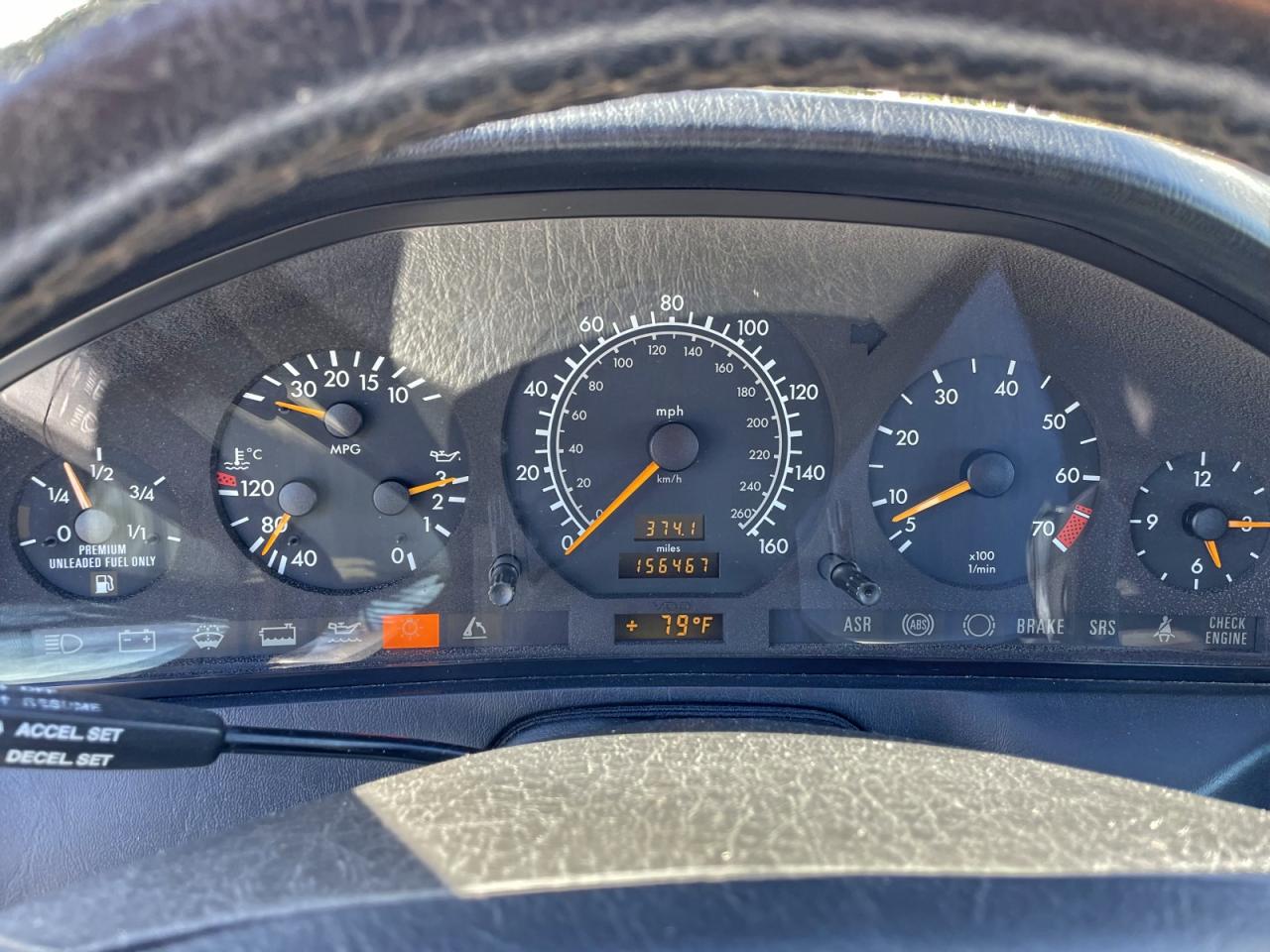 Mercedes-Benz S-Class 320 Image 7