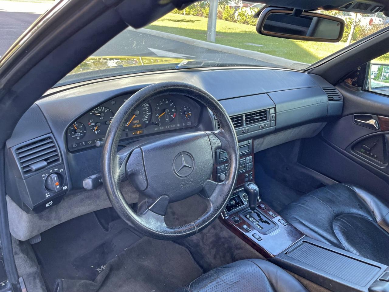 Mercedes-Benz S-Class 320 Image 5