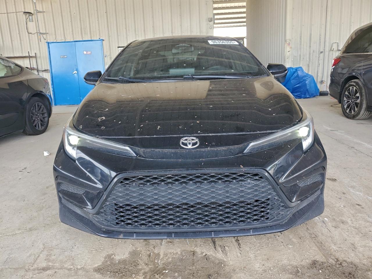 Toyota Corolla Se Image 10