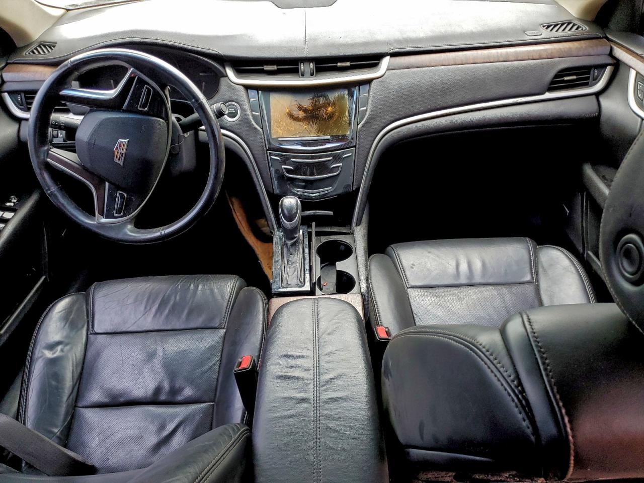 Cadillac XTS Luxury Image 7