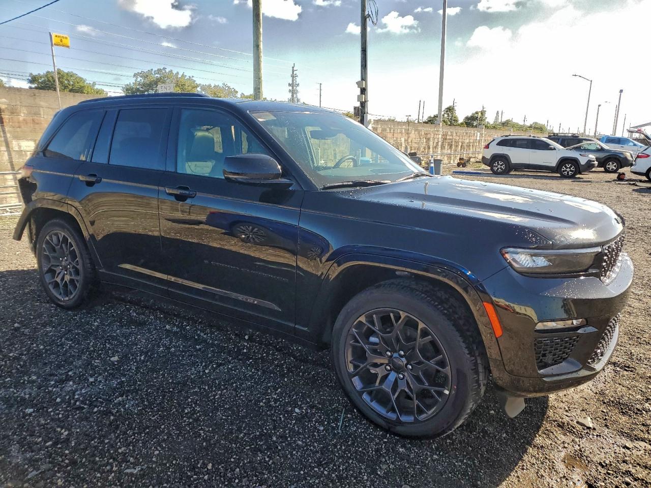 Jeep Grand Cherokee Summit Image 6