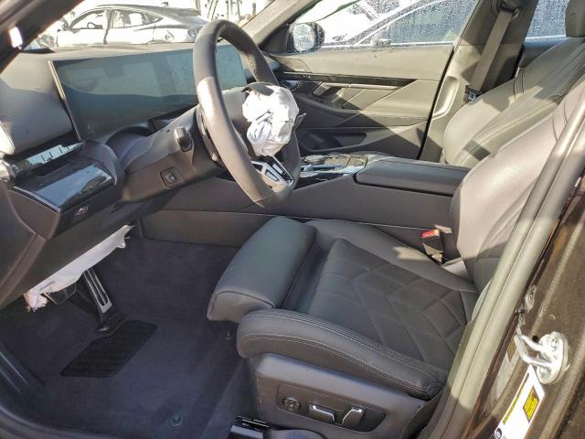 BMW 5 Series Xi Image 4