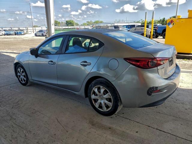 Mazda 3 Sport Image 3