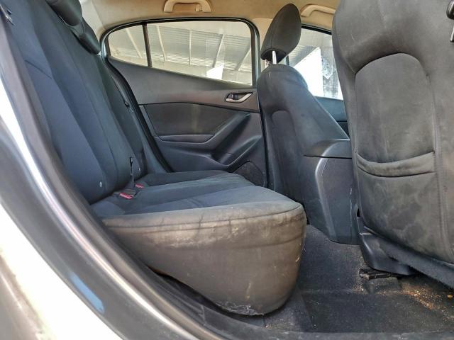 Mazda 3 Sport Image 11