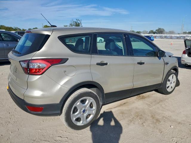 Ford Escape S Image 3