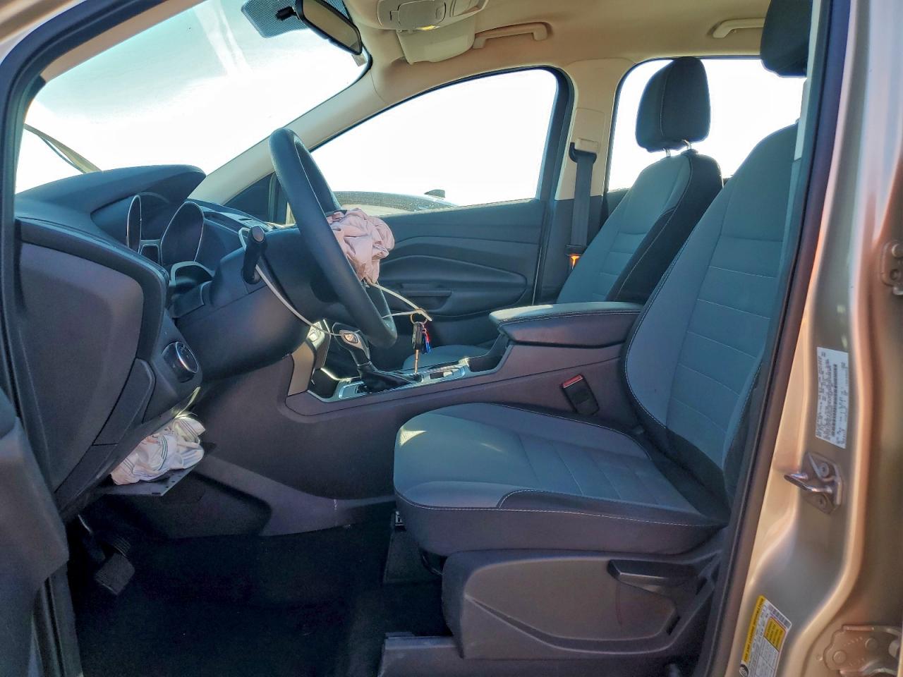 Ford Escape S Image 5