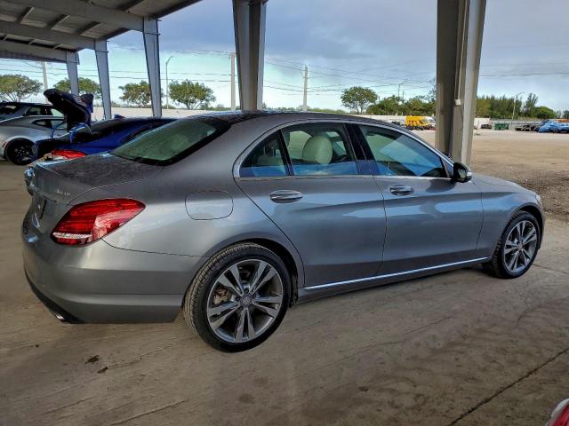 Mercedes-Benz C-Class 300 4matic Image 4