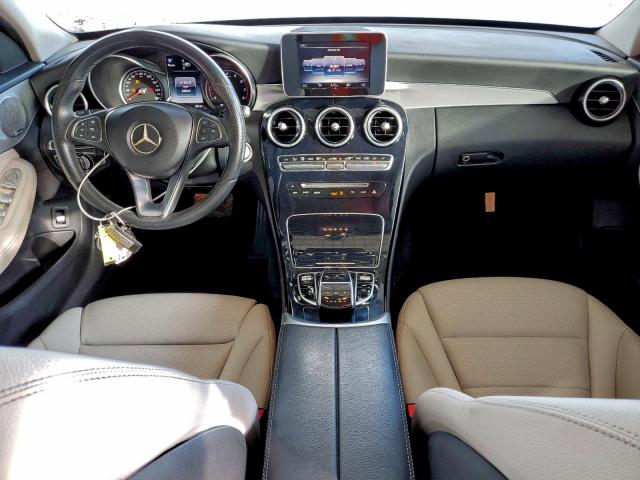 Mercedes-Benz C-Class 300 4matic Image 10