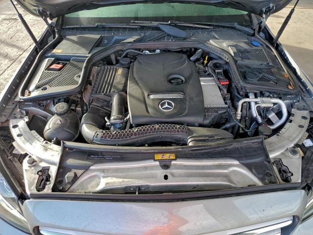 Mercedes-Benz C-Class 300 4matic Image 6