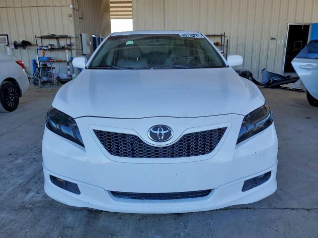 Toyota Camry Ce Image 4