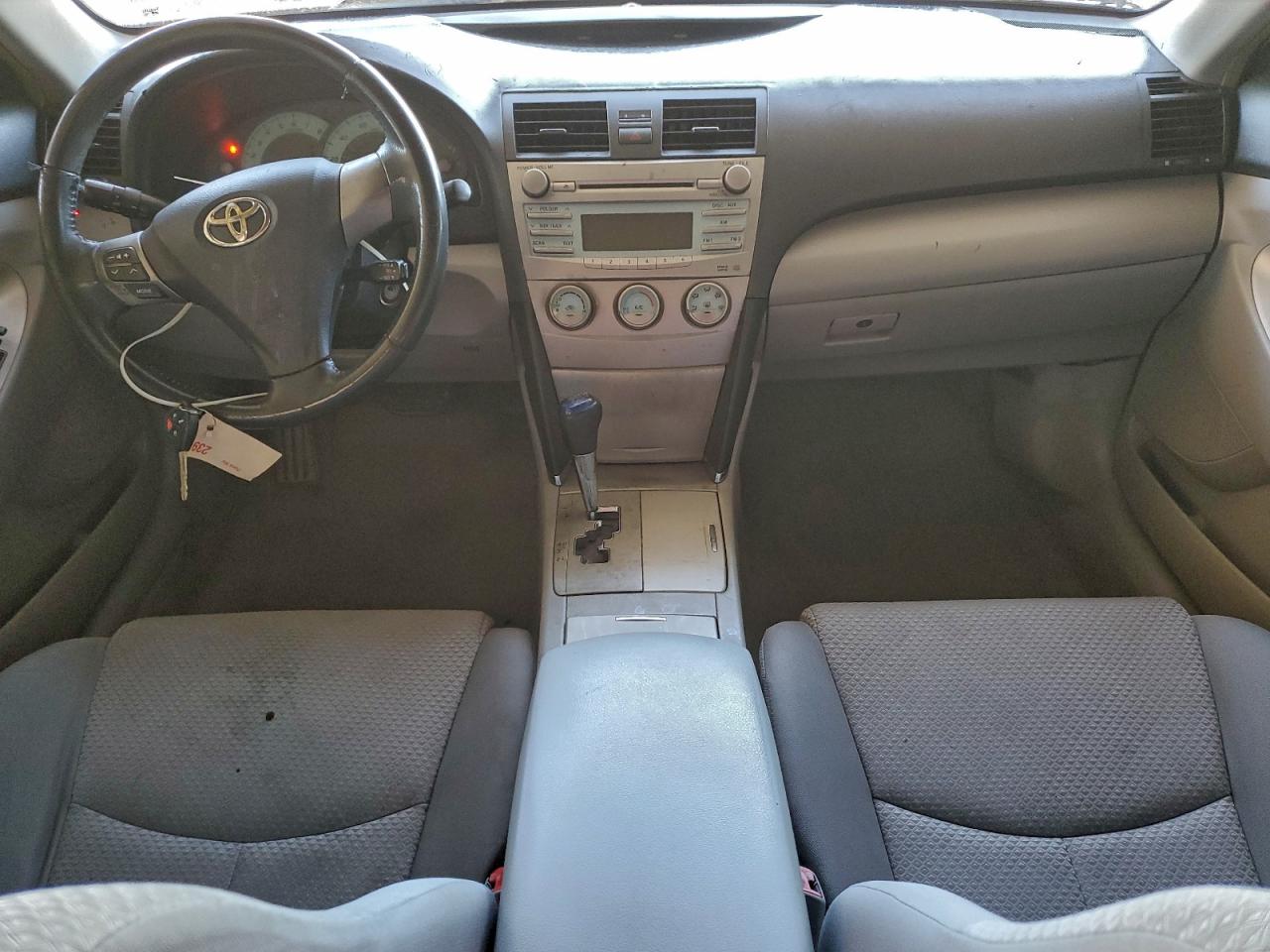 Toyota Camry Ce Image 12