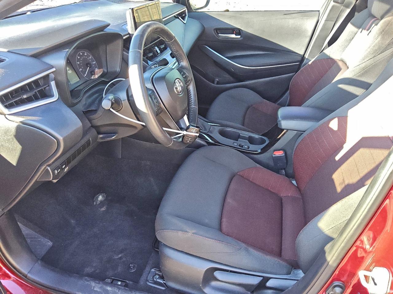 Toyota Corolla Se Image 7