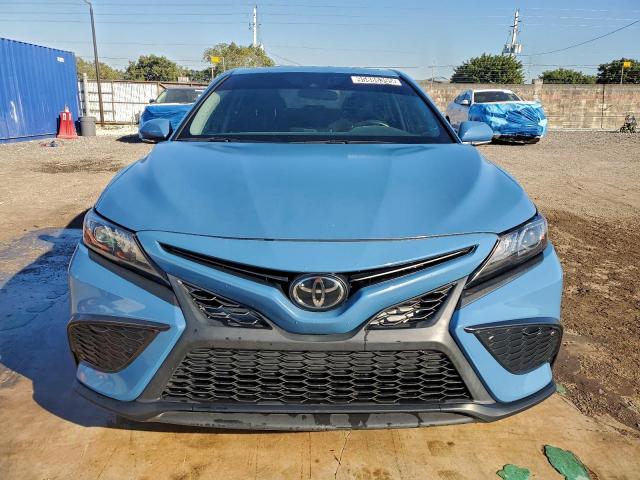 Toyota Camry Se Night Shade Image 8