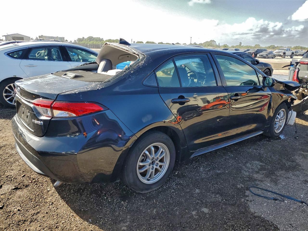 Toyota Corolla Le Image 2