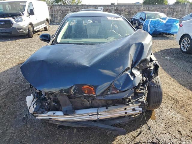 Toyota Corolla Le Image 8