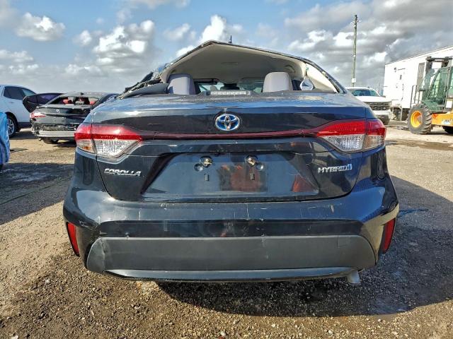 Toyota Corolla Le Image 12