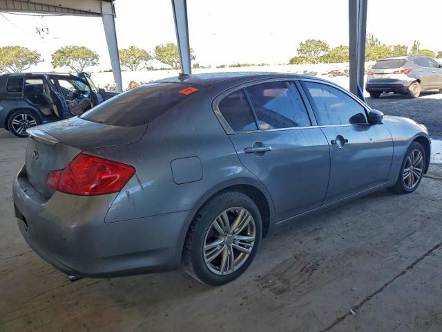 INFINITI G37 Image 2