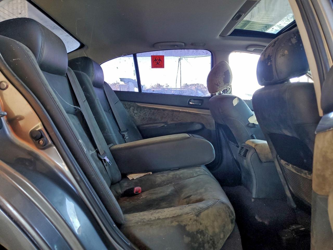 INFINITI G37 Image 7