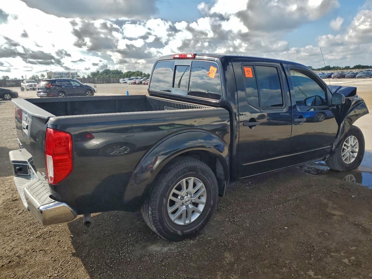 Nissan Frontier S Image 3