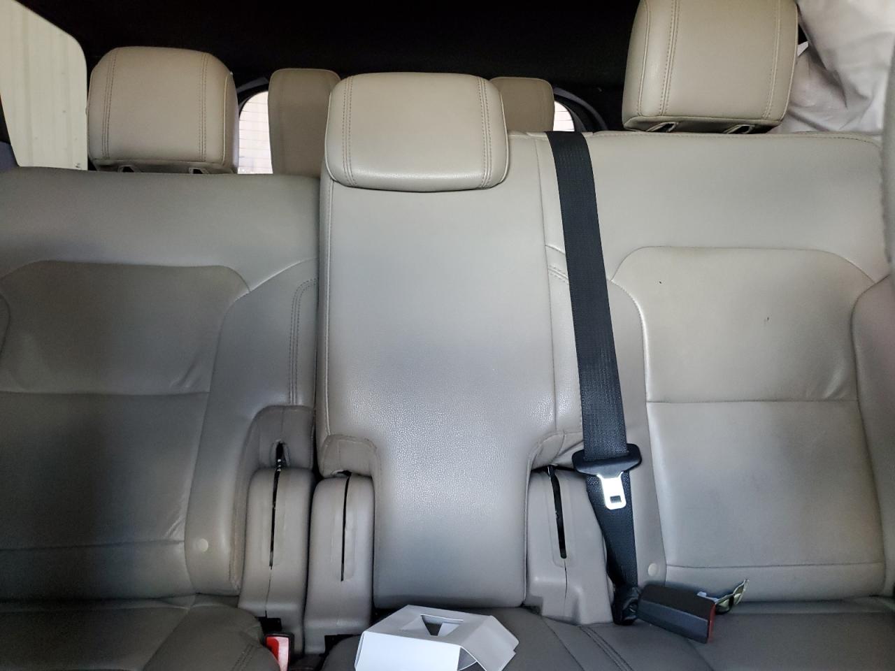 Ford Explorer Xlt Image 13