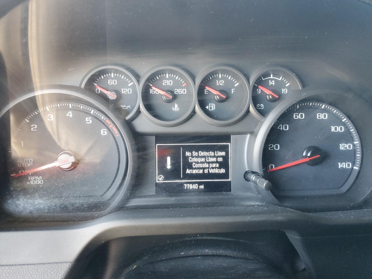 Chevrolet Silverado C1500 Custom Image 11