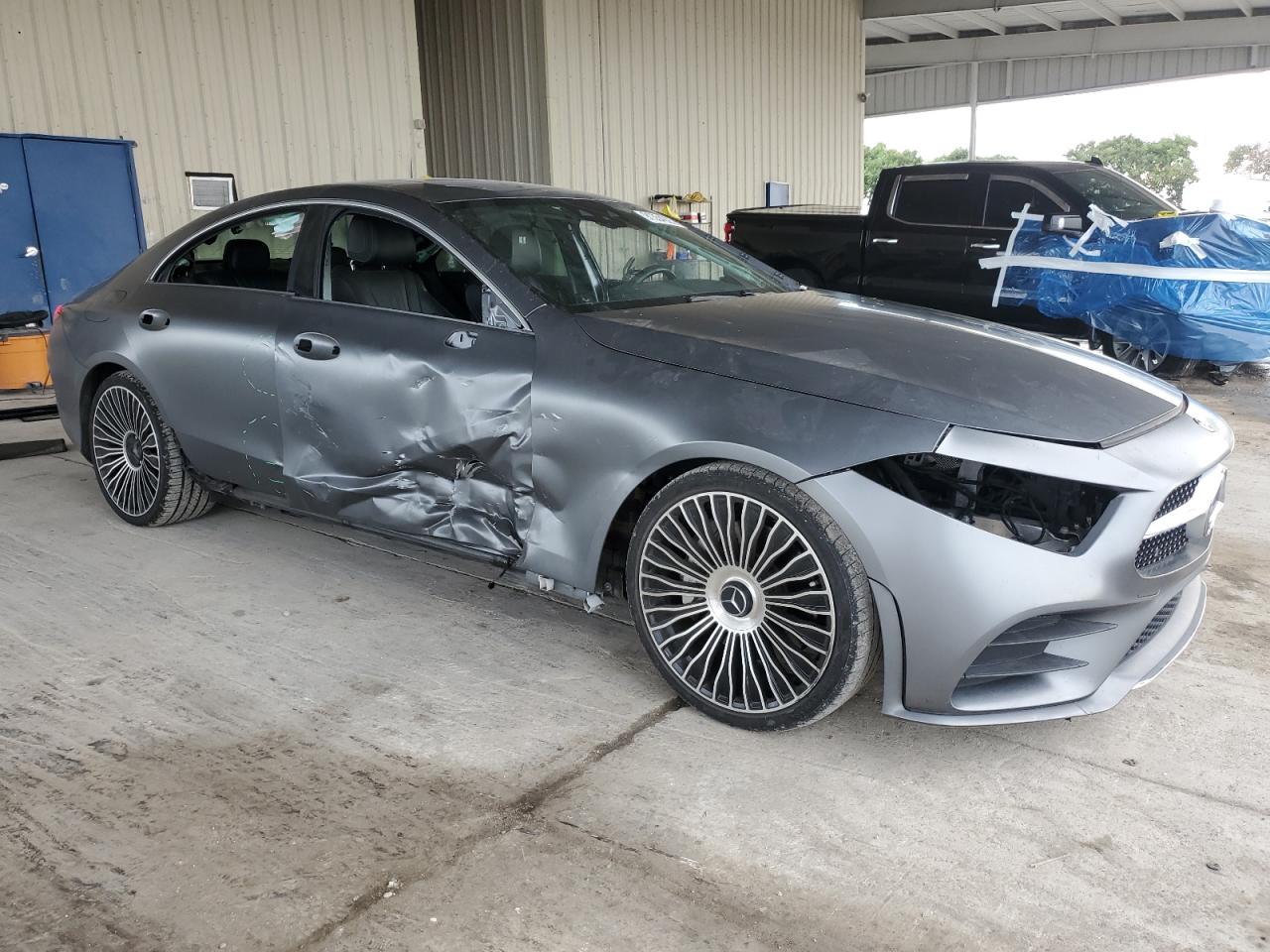 Mercedes-Benz C-Class 450 Image 4