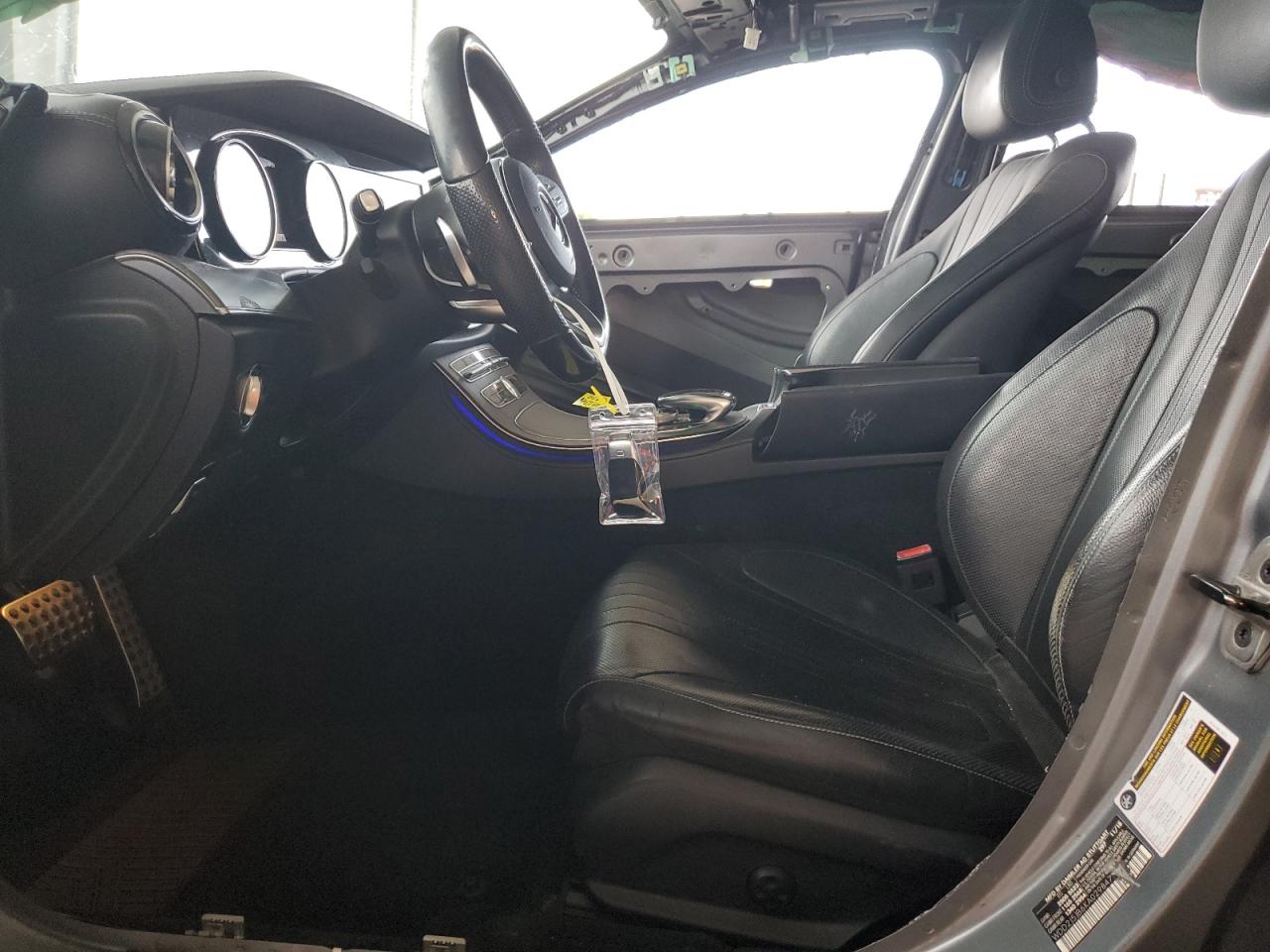 Mercedes-Benz C-Class 450 Image 11