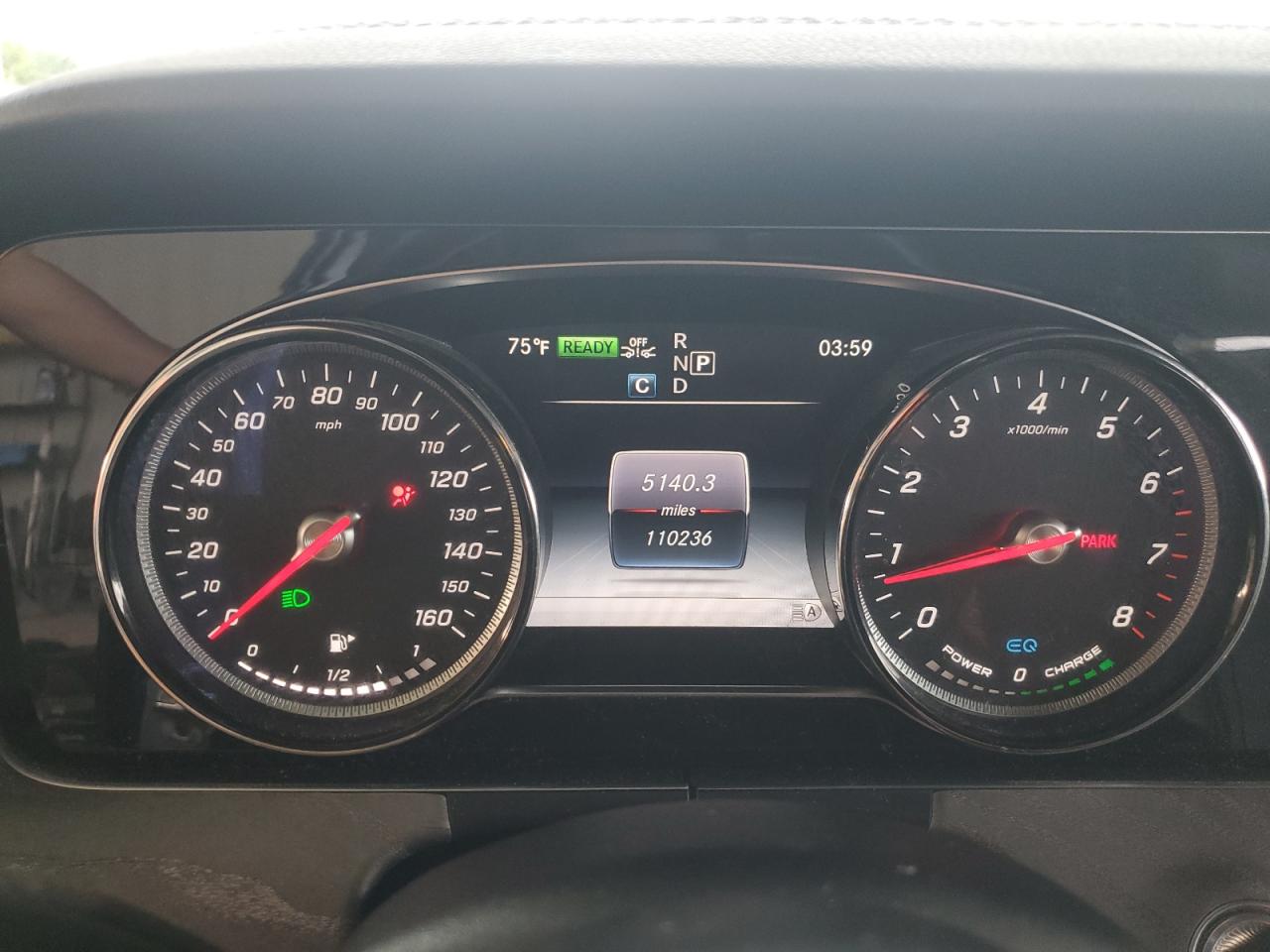 Mercedes-Benz C-Class 450 Image 13