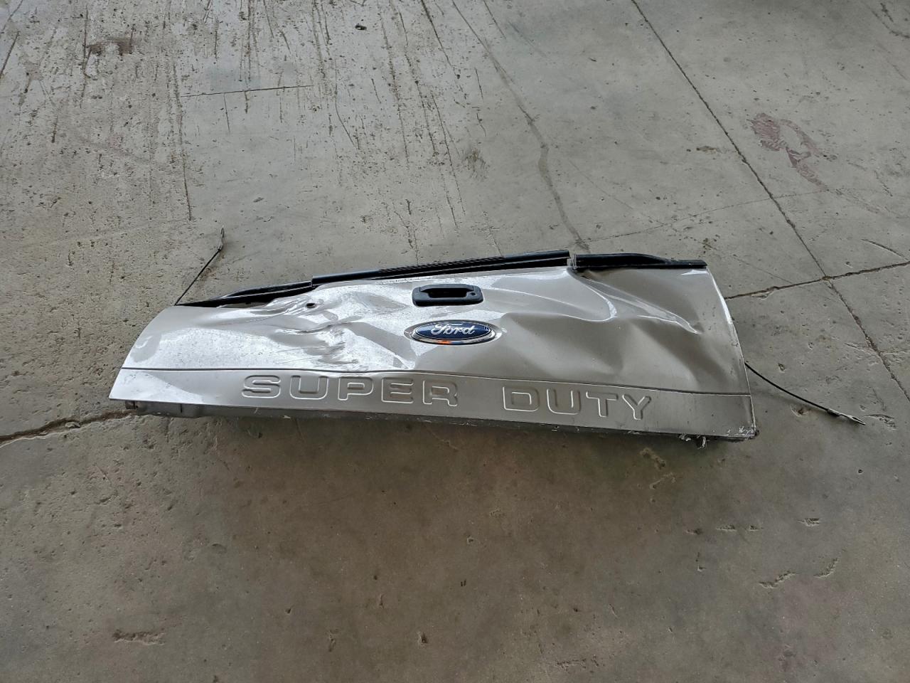 Ford F-250 Super Duty Image 13