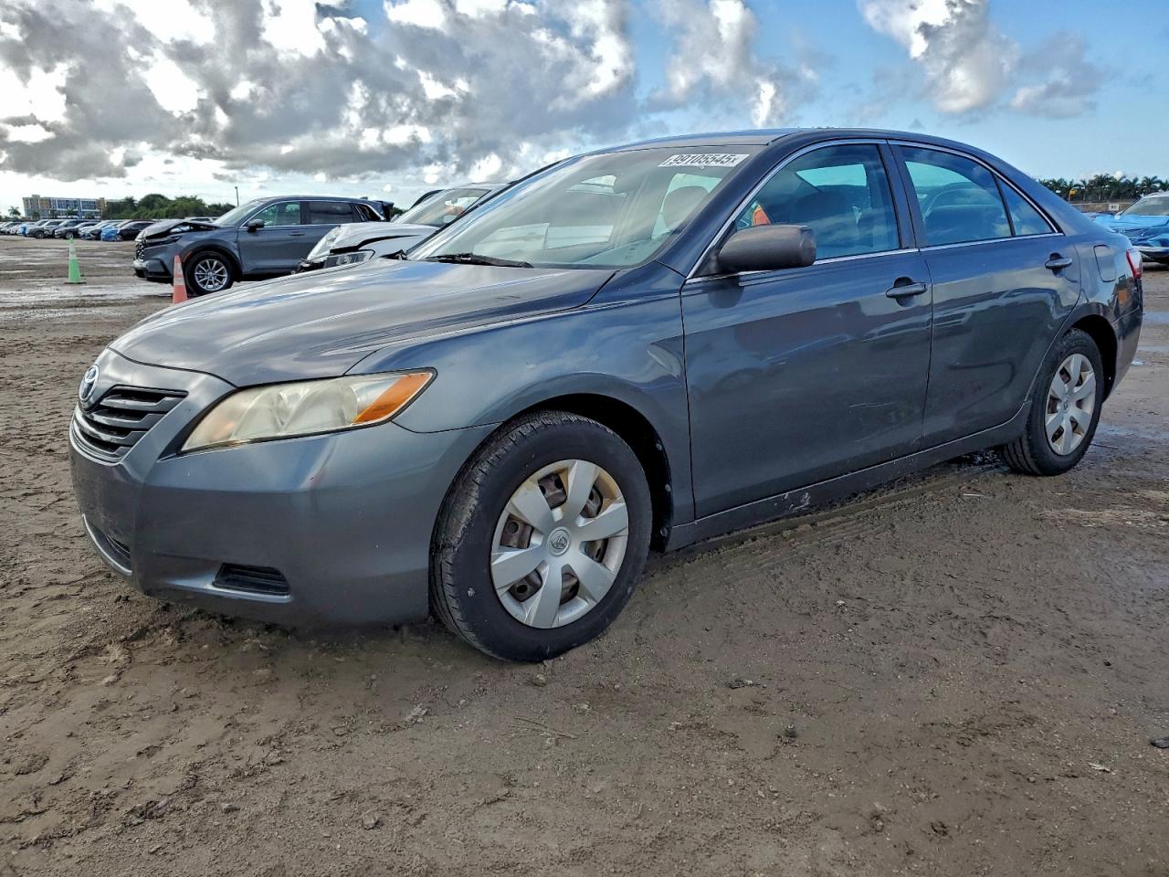 Toyota Camry Ce Image 1