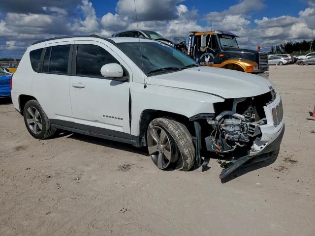 Jeep Compass Latitude Image 9