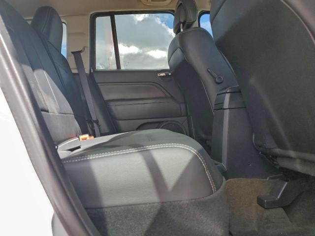 Jeep Compass Latitude Image 3