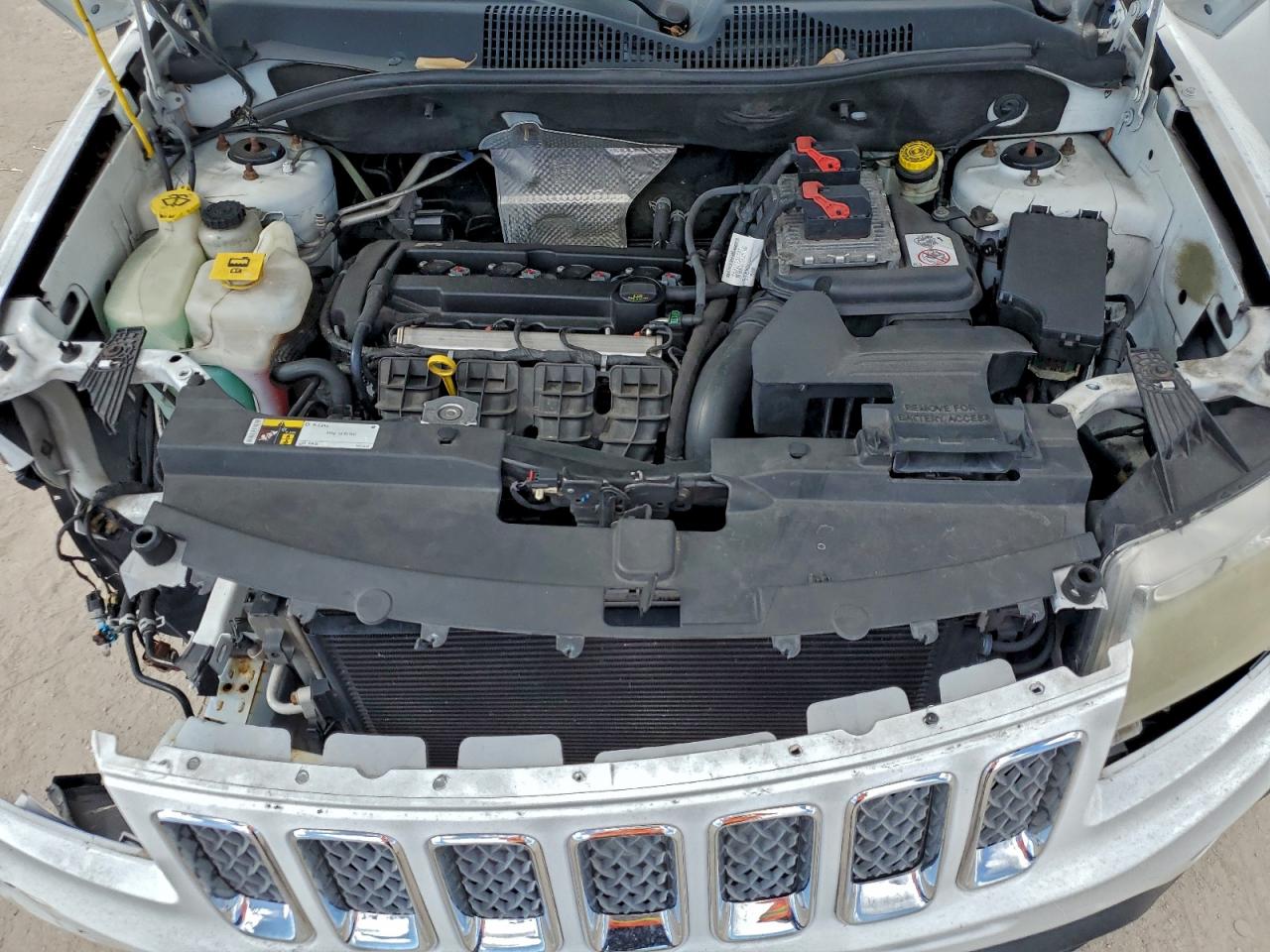 Jeep Compass Latitude Image 5