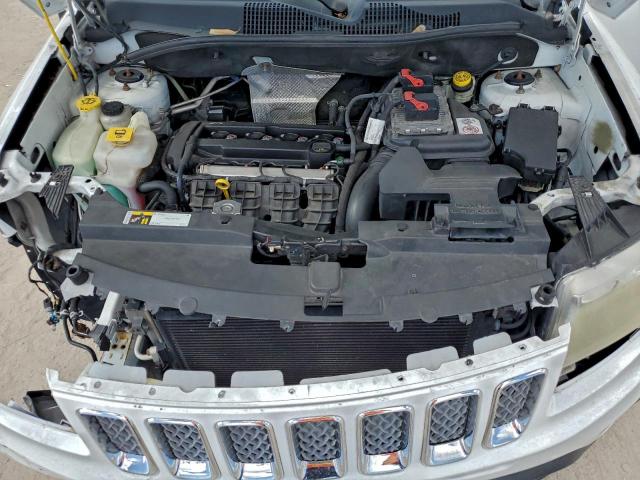 Jeep Compass Latitude Image 5